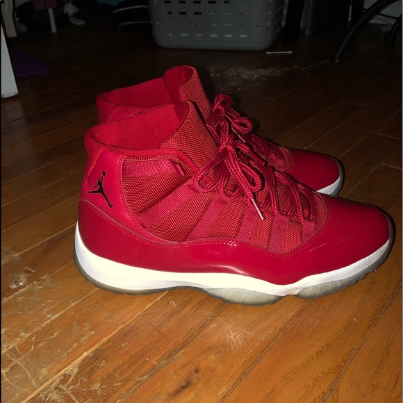 Jordan “Gym Red” 11 - Picture 2 of 4